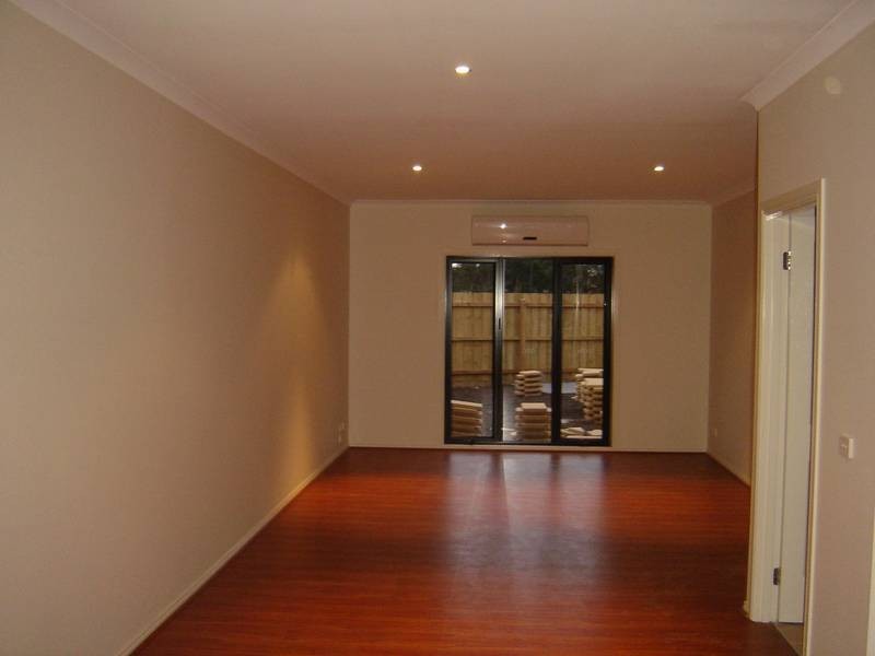 1/16 Sedgwick Court, Lynbrook VIC 3975