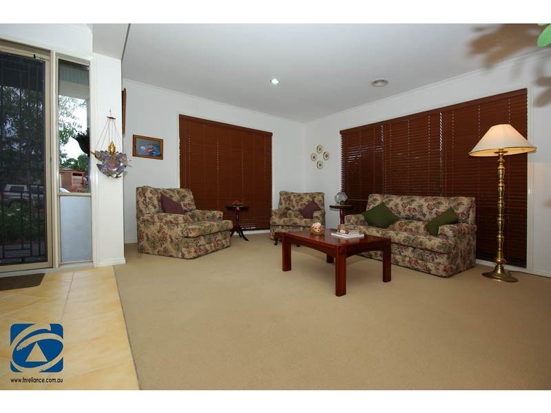14 Cilento Crescent, Lynbrook VIC 3975