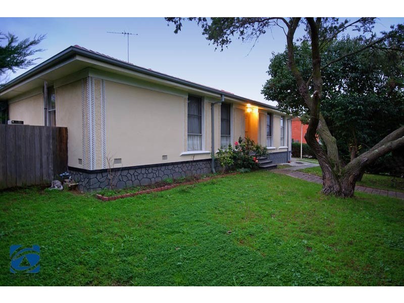 3 Village Drive, Hampton Park VIC 3976