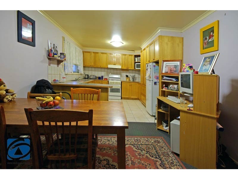 3 Village Drive, Hampton Park VIC 3976