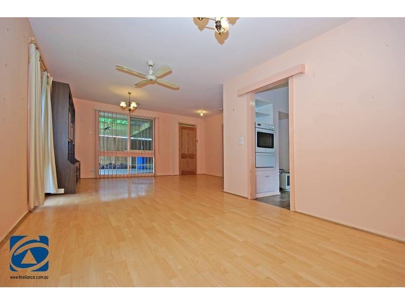 1 Mark Court, Hampton Park VIC 3976