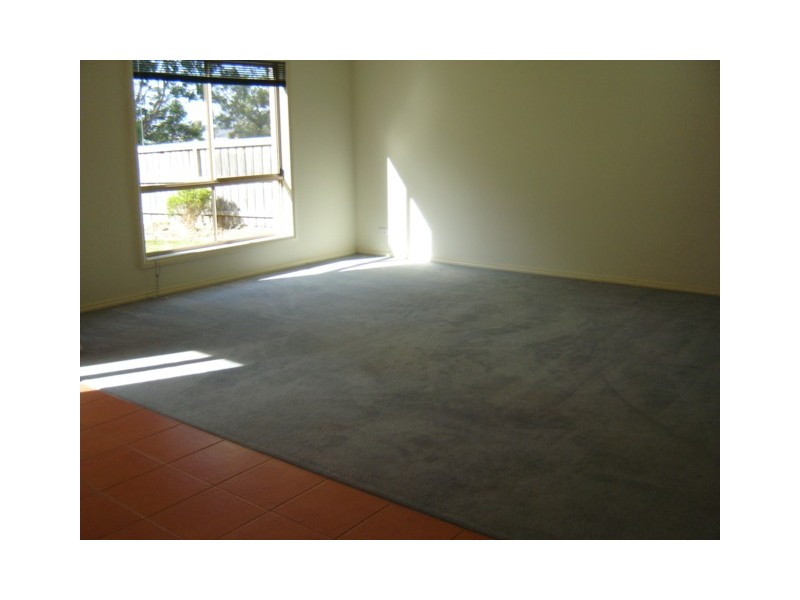 18 Silver Wattle Drive, Lyndhurst VIC 3975