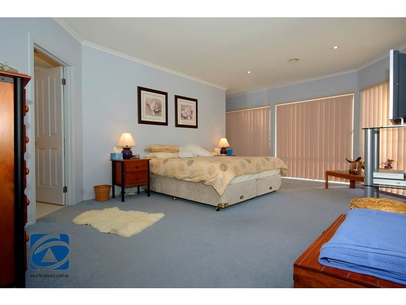 5 Franklin Parade, Lynbrook VIC 3975