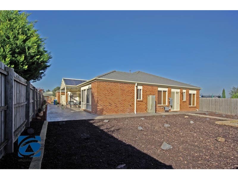 5 Franklin Parade, Lynbrook VIC 3975