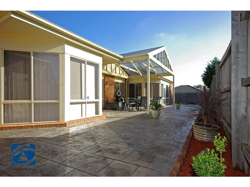 5 Franklin Parade, Lynbrook VIC 3975