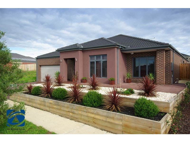 11 Tobin Way, Lyndhurst VIC 3975