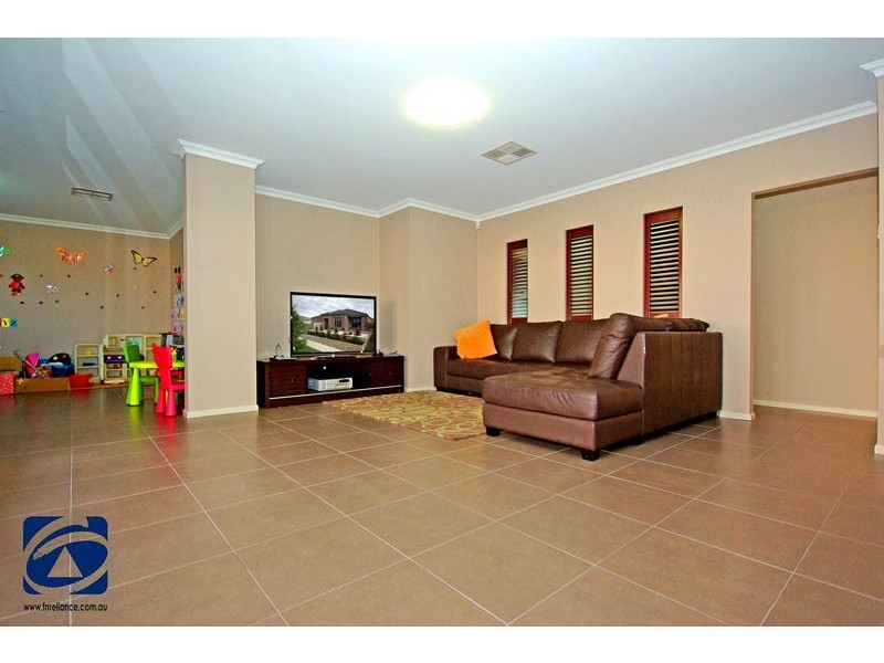 11 Tobin Way, Lyndhurst VIC 3975