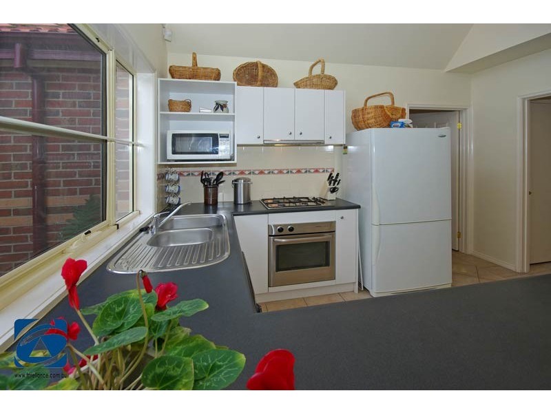 22 Hasluck Crescent, Lynbrook VIC 3975