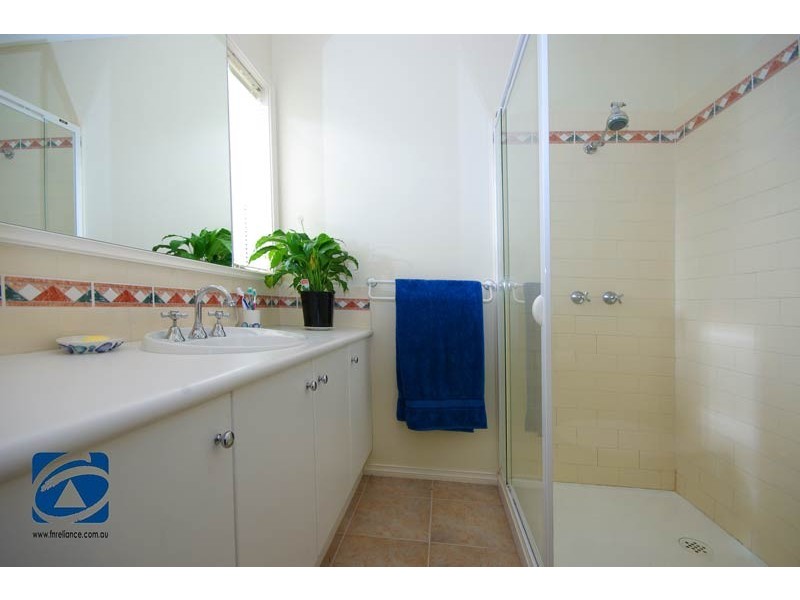 22 Hasluck Crescent, Lynbrook VIC 3975