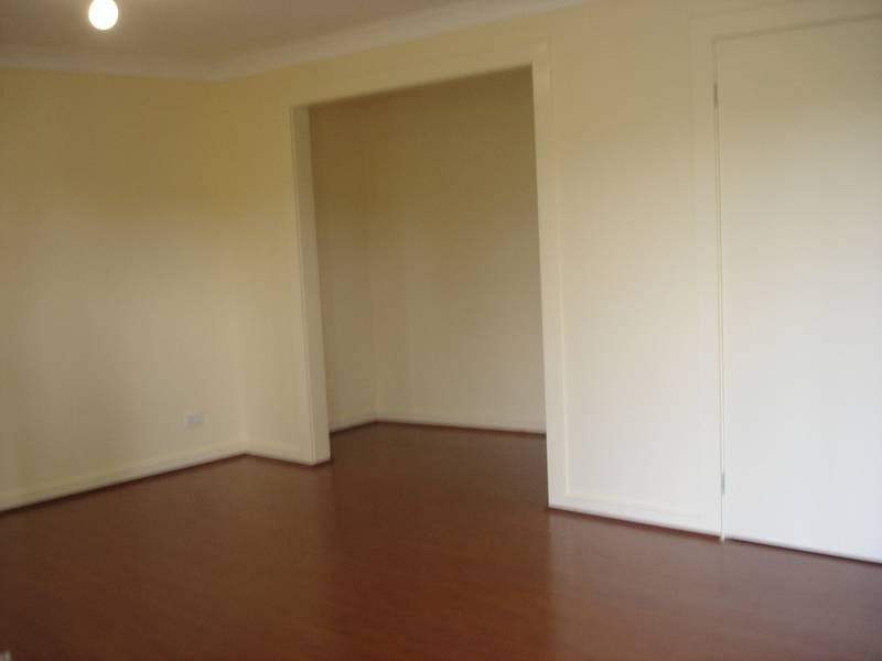 1/21 Hallam Road, Hampton Park VIC 3976