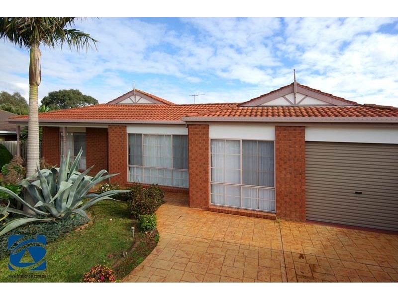 10 Stratus Court, Hampton Park VIC 3976