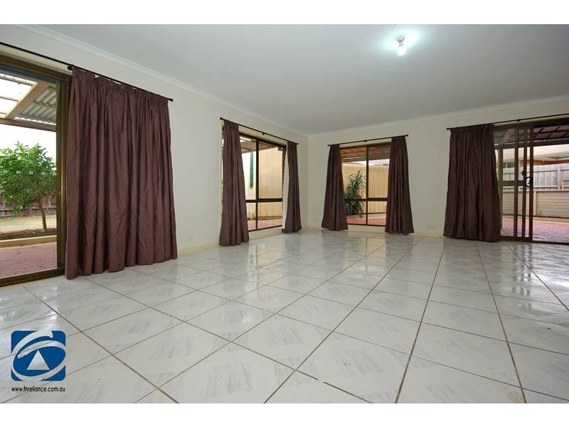 13 Mosig Court, Hampton Park VIC 3976