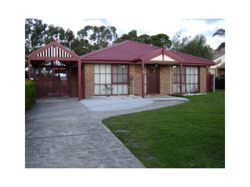 6 Mayruck Rise, Hampton Park VIC 3976
