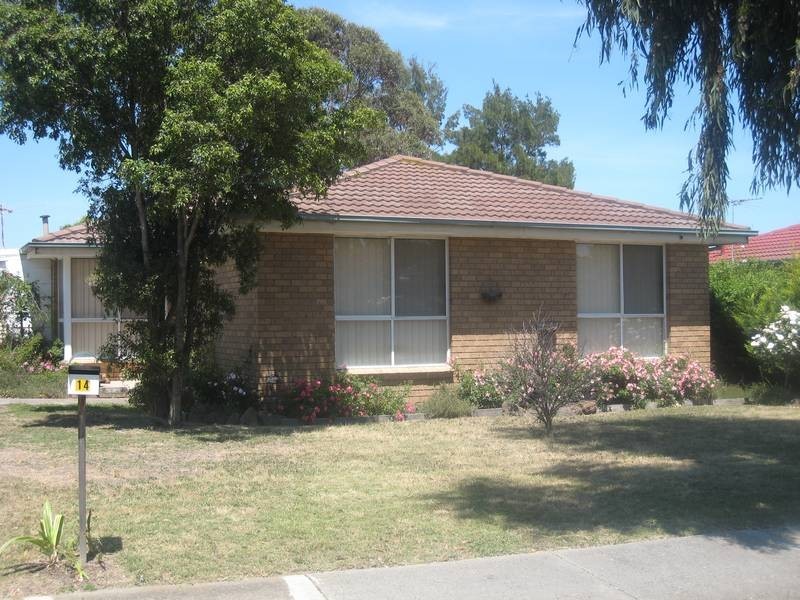 14 Millswyn Avenue, Hampton Park VIC 3976