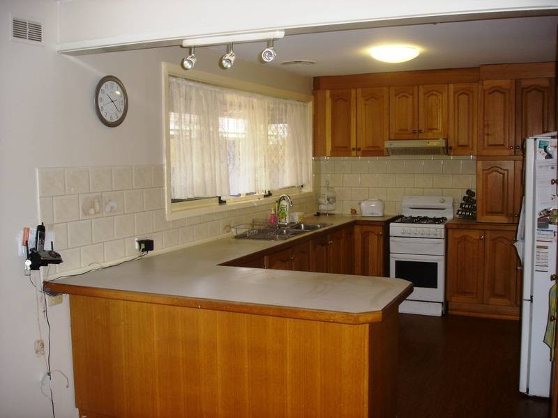 31 Vanessa Drive, Hampton Park VIC 3976