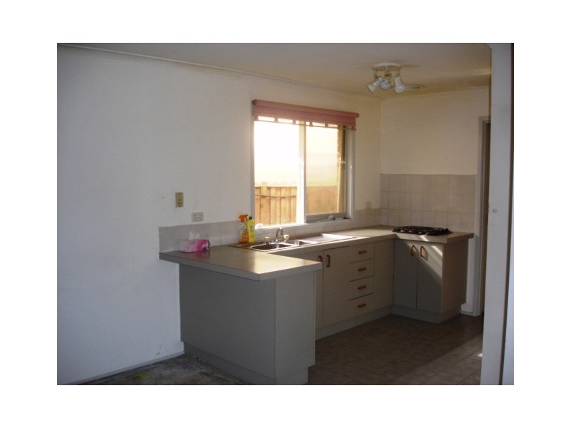 6 Gleneadie Court, Hampton Park VIC 3976