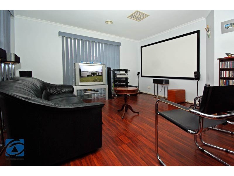 7 Highmount Drive, Hampton Park VIC 3976