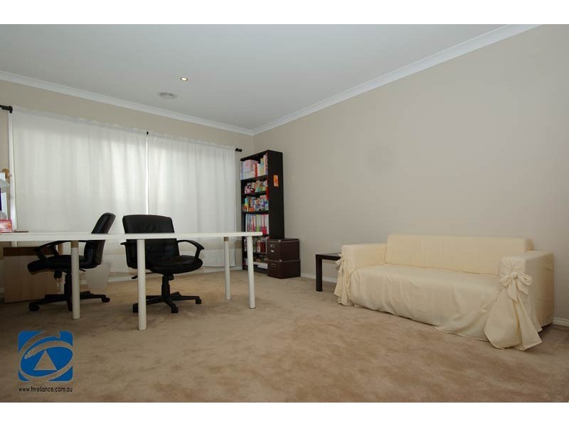 32 Bulga Wattle Circuit, Lyndhurst VIC 3975