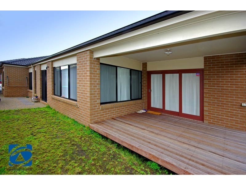 32 Bulga Wattle Circuit, Lyndhurst VIC 3975