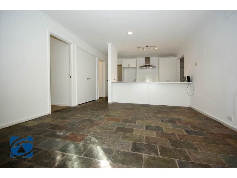 Cranbourne North VIC 3977