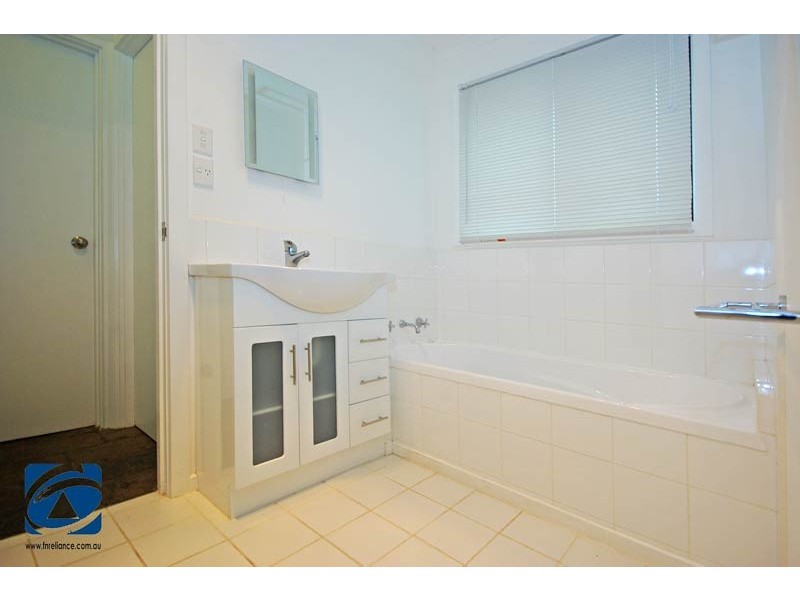 Cranbourne North VIC 3977