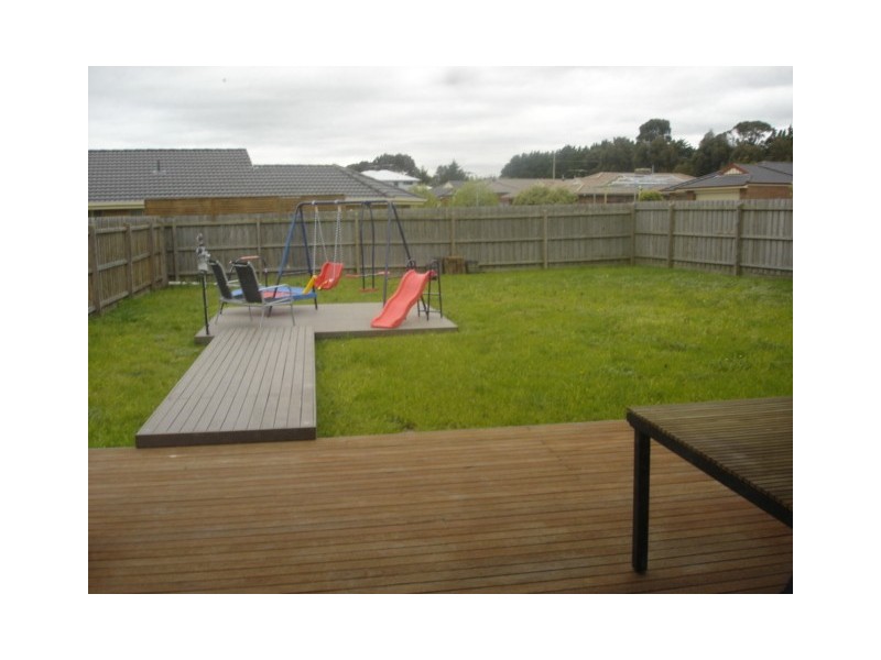 5 Meredith Close, Narre Warren VIC 3805