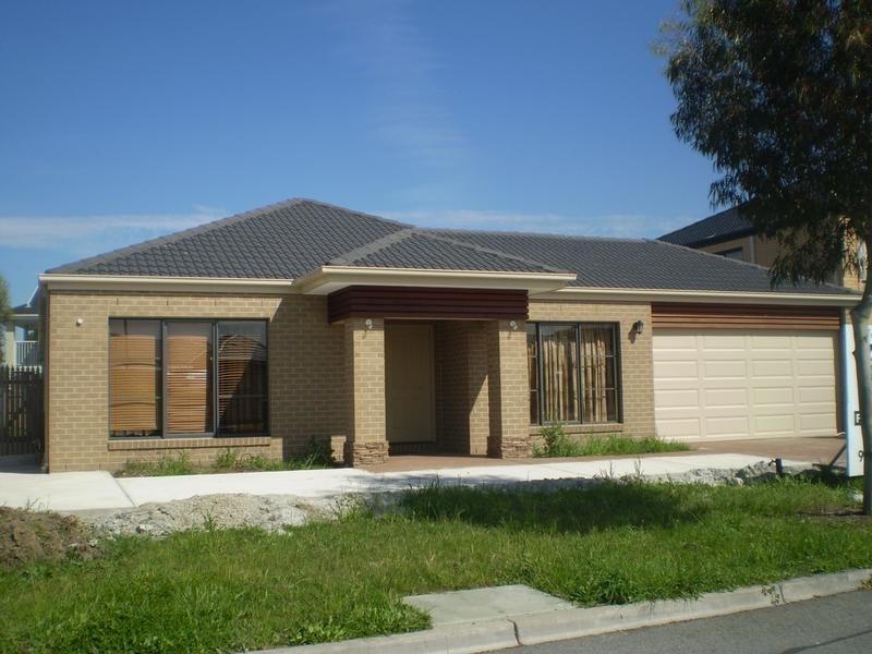 23 Henning Avenue, Lynbrook VIC 3975