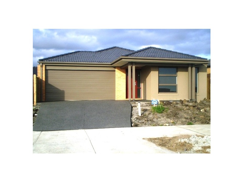 108 Boland Drive, Lyndhurst VIC 3975