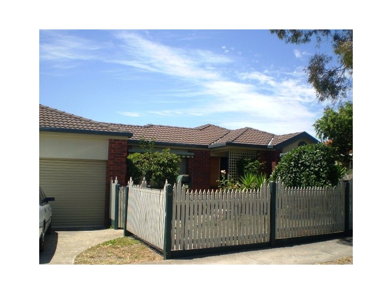 26 Amber Drive, Hampton Park VIC 3976