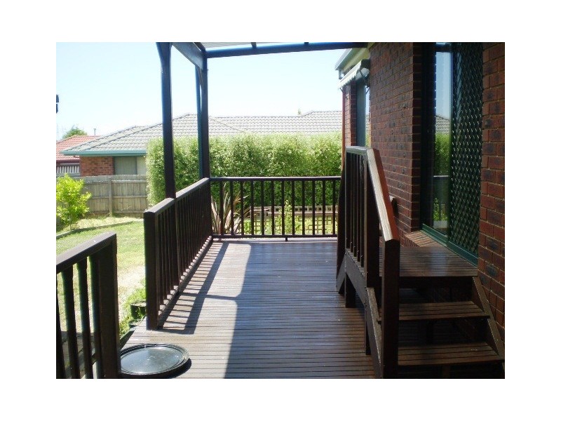 26 Amber Drive, Hampton Park VIC 3976