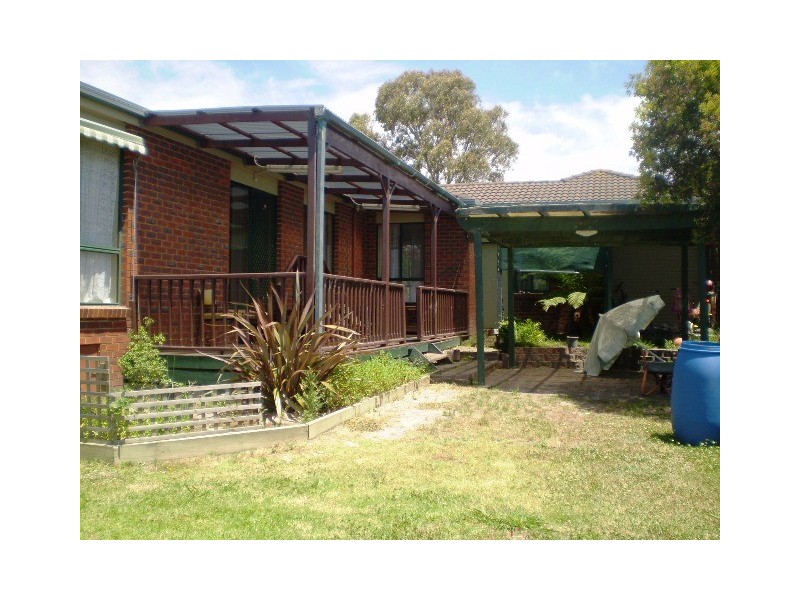 26 Amber Drive, Hampton Park VIC 3976