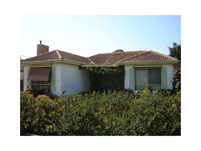 32 Parkland Avenue, Hampton Park VIC 3976