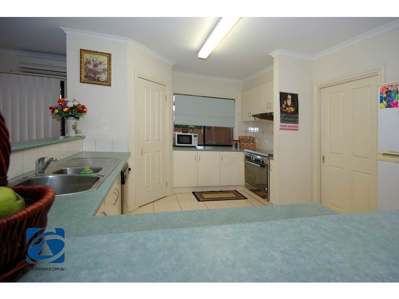 Cranbourne North VIC 3977