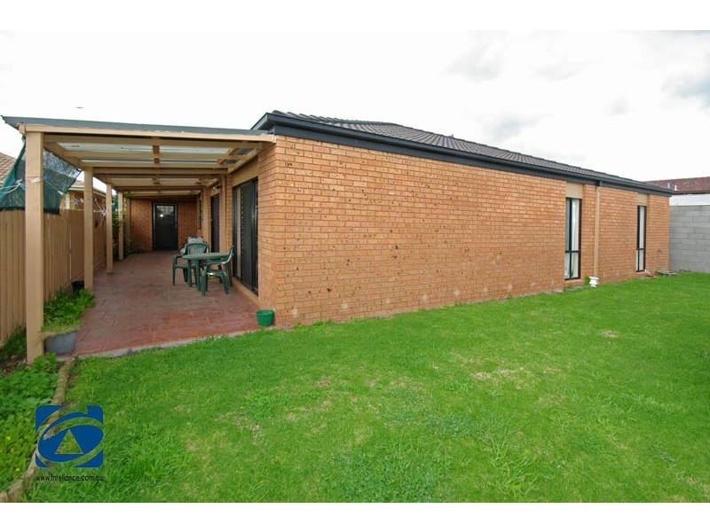 Cranbourne North VIC 3977