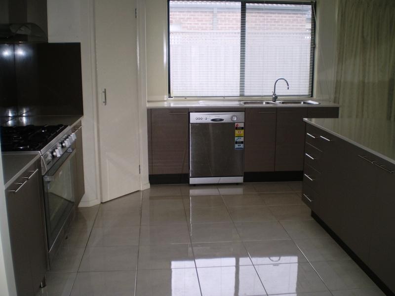 9 Alysha Avenue, Lyndhurst VIC 3975