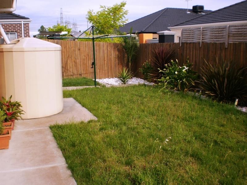 13 Devaney Avenue, Lynbrook VIC 3975