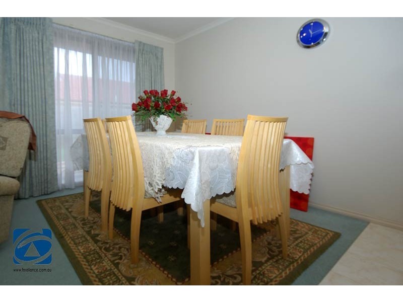Lynbrook VIC 3975
