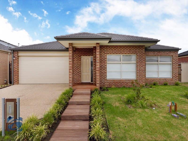 11 Alysha Avenue, Lyndhurst VIC 3975