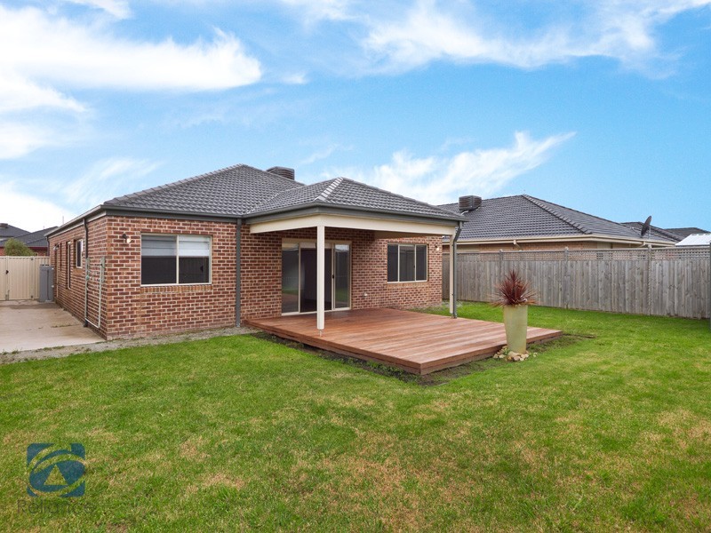 11 Alysha Avenue, Lyndhurst VIC 3975