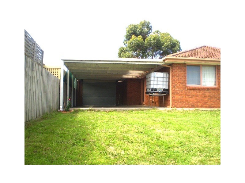 9 Celebration Court, Cranbourne West VIC 3977