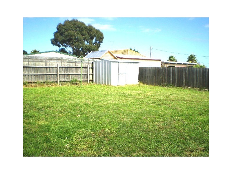 9 Celebration Court, Cranbourne West VIC 3977