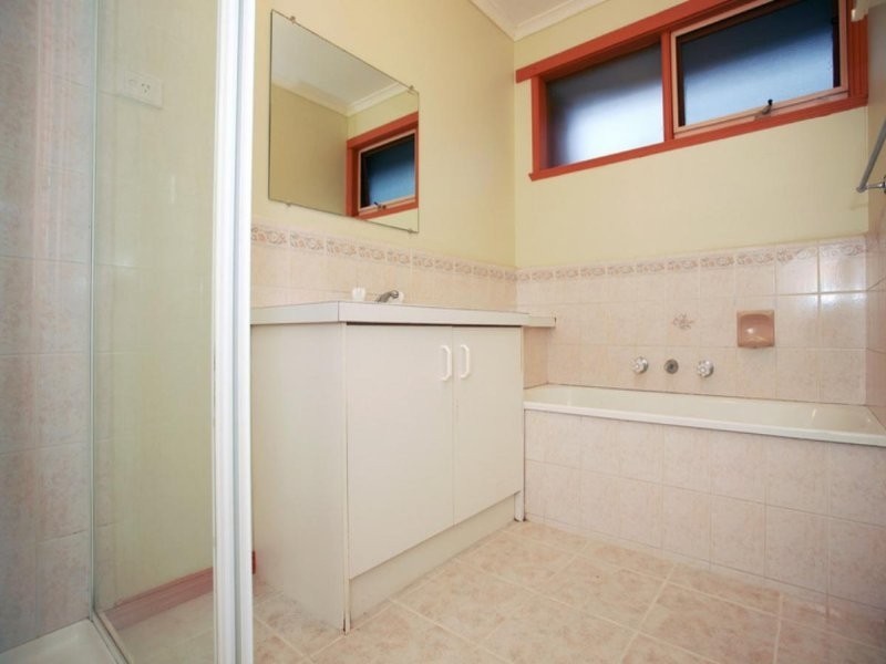 9 Celebration Court, Cranbourne West VIC 3977