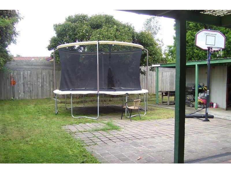 14 Vanessa Drive, Hampton Park VIC 3976