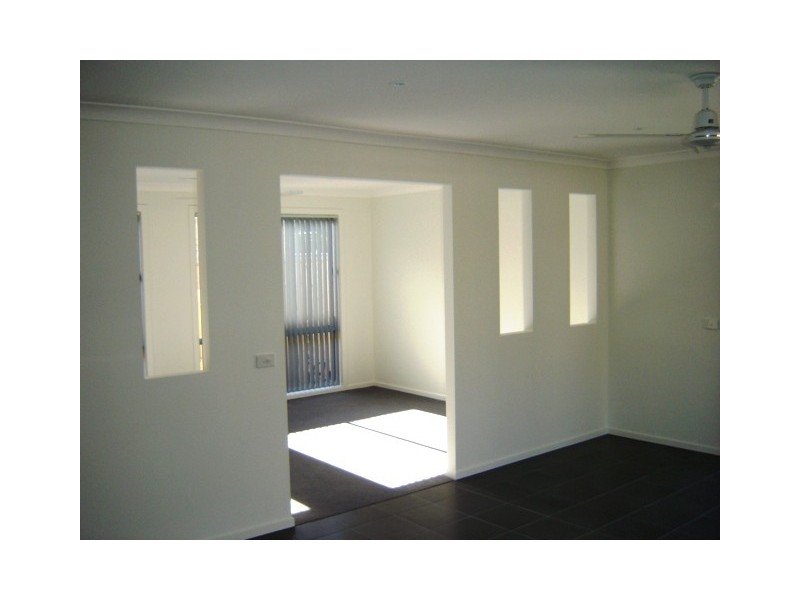 50 Silverwattle Drive, Lyndhurst VIC 3975