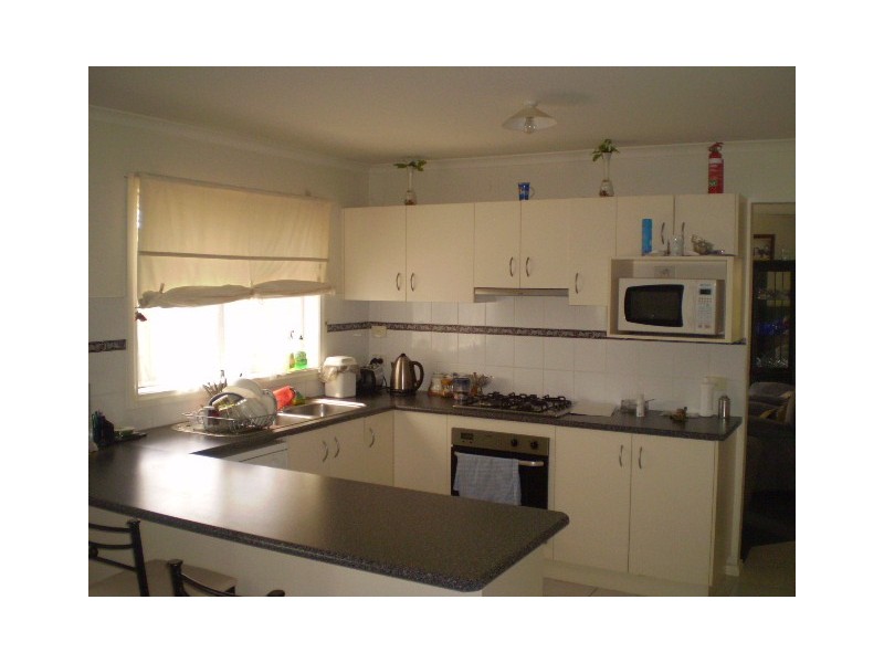 7 Glenora Way, Hampton Park VIC 3976