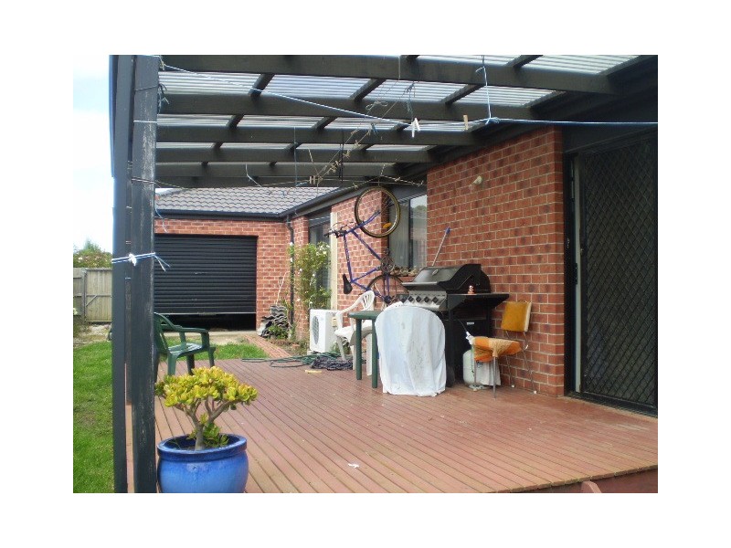 7 Glenora Way, Hampton Park VIC 3976