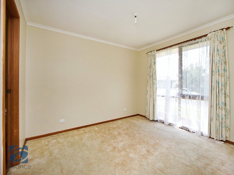 50 Springfield Crescent, Hampton Park VIC 3976