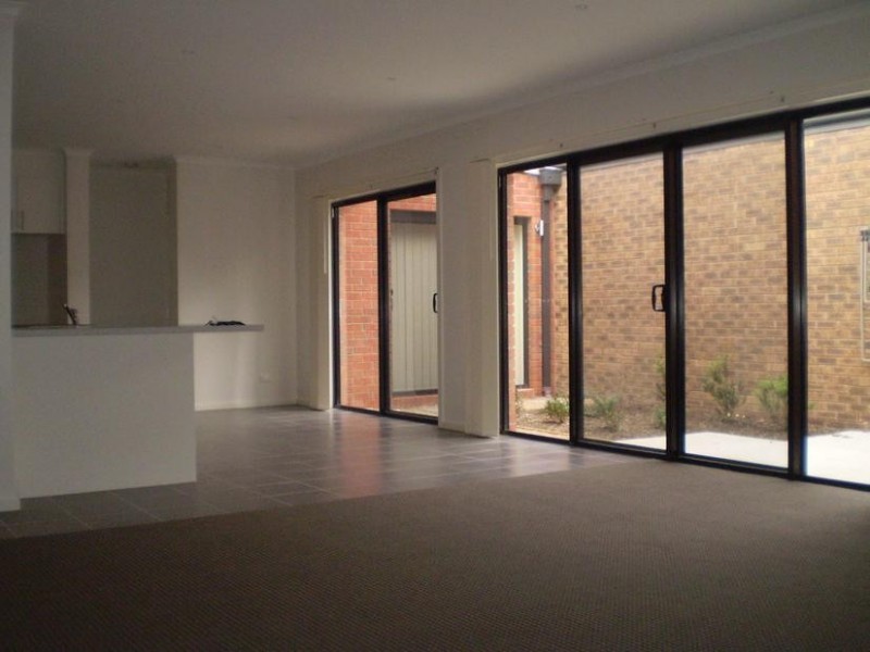 36 Steven Street, Dandenong VIC 3175