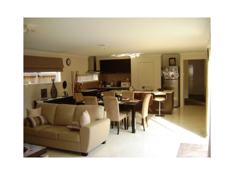 55 Bluemist Circuit, Lyndhurst VIC 3975