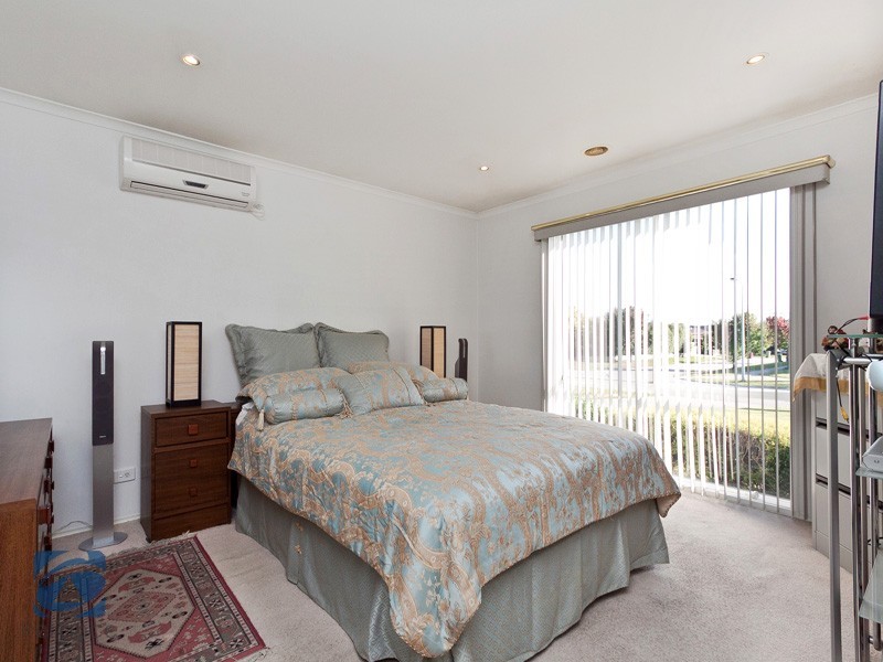 Narre Warren South VIC 3805